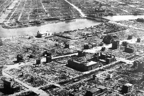 Vụ ném bom kinh hoàng hơn cả hai quả bom nguyên tử xuống Hiroshima và Nagasaki