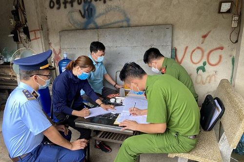 Bắc Giang: Tiếp tục ngăn chặn 1 tấn lợn thịt nhiễm dịch tả châu Phi