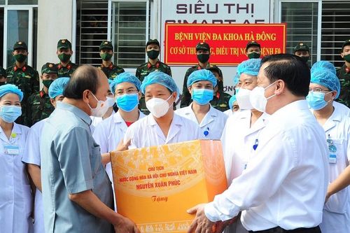 Bộ Y tế phổ biến, nhân rộng trên cả nước 6 bài học kinh nghiệm hay trong phòng, chống dịch của Hà Nội