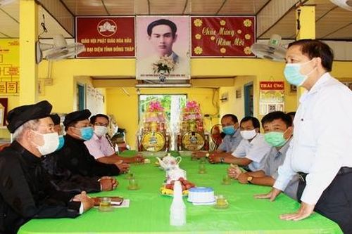 Tín đồ các tôn giáo ở Đồng Tháp chung tay giữ bình yên làng quê