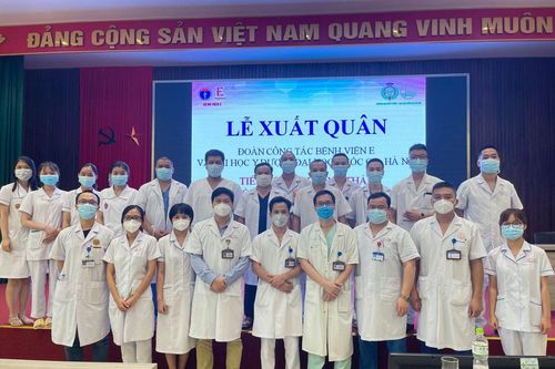Quyết tâm của đoàn quân Bệnh viện E và Đại học Y dược lên đường đi chống dịch