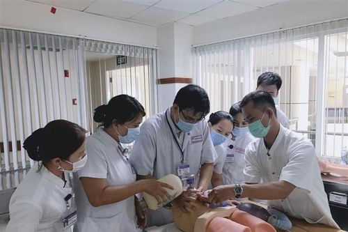 Xúc động ngày chia tay người lính áo trắng lên đường chi viện miền Nam