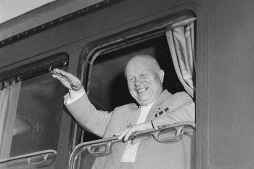 Chuyển Crimea cho Ukraine trong năm 1954: ý chí tập thể hay cá nhân Khrushchev?