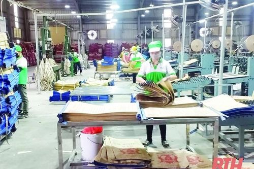 Thanh Hóa giải quyết việc làm cho lao động từ vùng dịch về địa phương