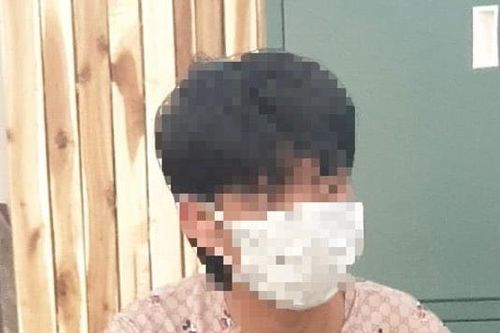 Bắt giữ đối tượng đâm xe vào cán bộ trực chốt kiểm soát dịch