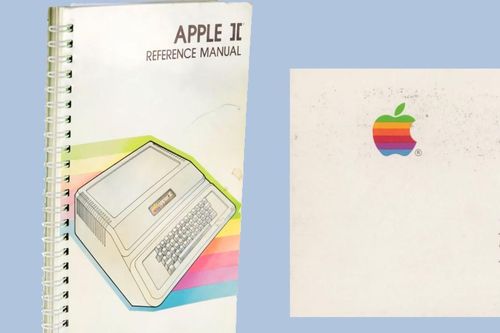 Sách hướng dẫn dùng máy tính Apple có giá hơn 780.000 USD