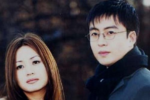 'Chị đại' của showbiz Hàn: Quyền lực trong showbiz nhưng khốn đốn vì mẹ