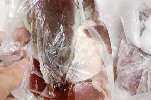 Công ty giao thịt bốc mùi cho người dân ở Đà Nẵng