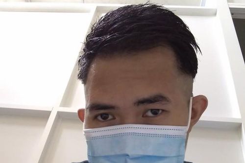 Thầy giáo 9X lạc quan khi là F0, làm 'trưởng nhóm' chăm lo cho bệnh nhân cùng phòng