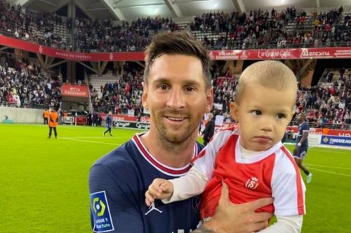 Khoảnh khắc 'gây bão' mạng xã hội của Messi ở vòng 4 giải Ligue 1