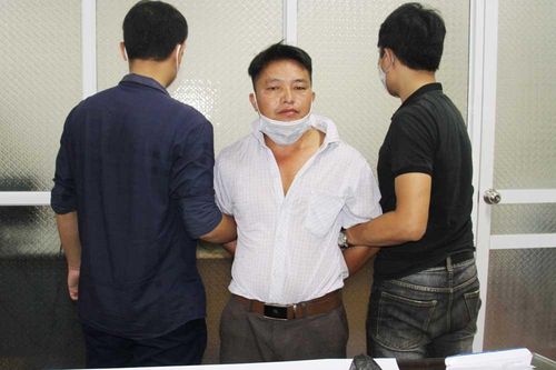 Bắt quả tang đối tượng vận chuyển trái phép 2 bánh heroin