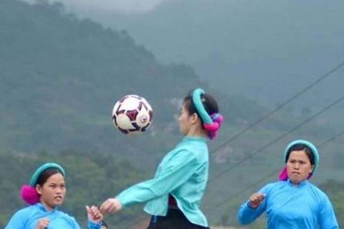 Bóng đá - Thật kỳ diệu