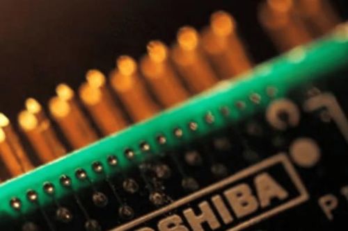 Toshiba cảnh báo thiếu hụt chip sẽ kéo dài hết năm 2022