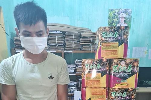 Phát hiện, xử lý đối tượng vận chuyển pháo hoa nổ trái phép