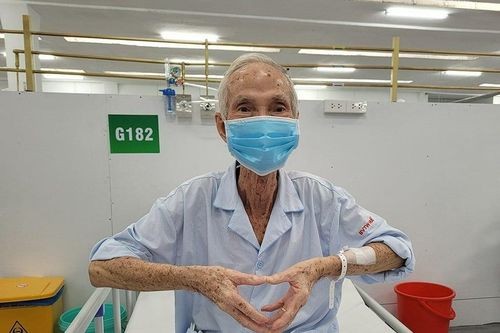 Hành trình thoát cửa tử của những bệnh nhân COVID-19 nặng
