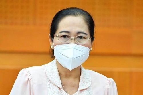 Chủ tịch HĐND TP. HCM: Không nên áp dụng nhiều 'Thẻ xanh, Thẻ vàng'