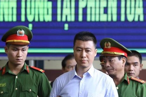 TAND tỉnh Quảng Ninh giảm án tù sai, Phan Sào Nam lại đi tù?