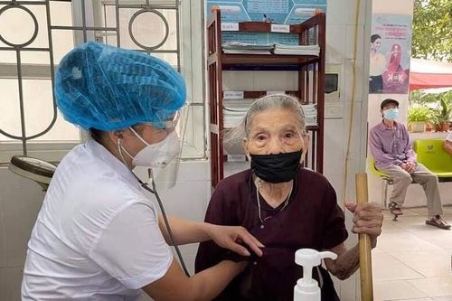 86,5% người dân Thanh Oai được tiêm vaccine phòng Covid-19