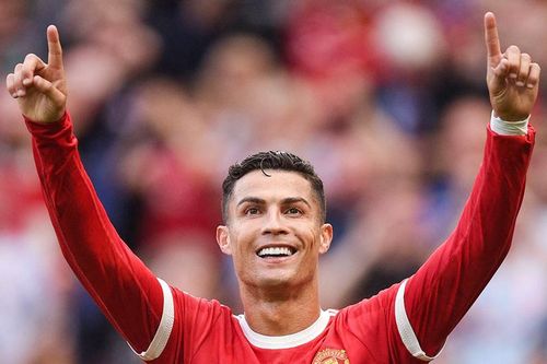 Ronaldo 'khích' cầu thủ MU với bài phát biểu cực chất