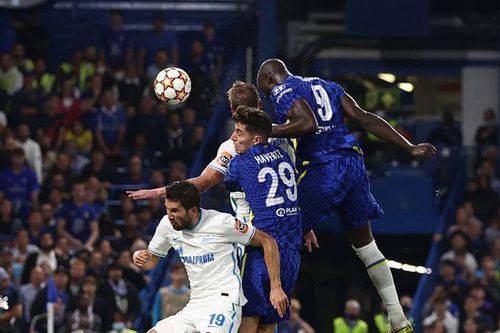 Lukaku được… 'lên mây'