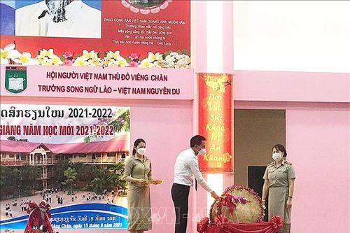 Trường song ngữ Lào - Việt Nam Nguyễn Du khai giảng năm học 2021-2022