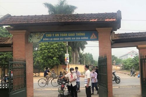 Triển khai công tác giáo dục an toàn giao thông trong trường học năm học 2021-2022