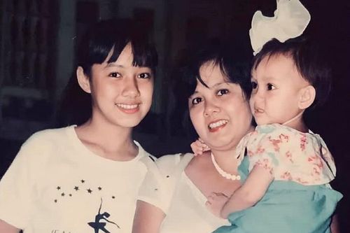 Đăng ảnh cũ, BTV Hoài Anh chia sẻ những ký ức đẹp thời học sinh