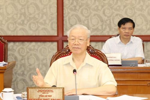 Bộ Chính trị: Chủ động phòng chống dịch, phát triển kinh tế hiệu quả