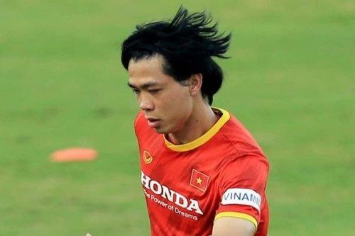 Công Phượng tiếp tục ghi bàn trong trận đấu tập
