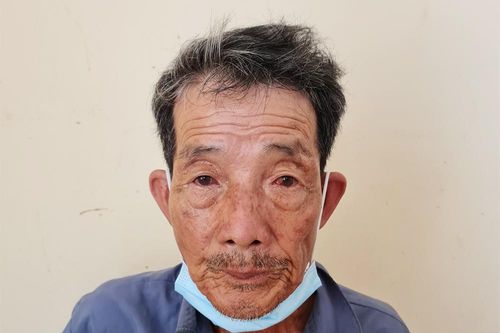 An Giang: Bắt giữ lão ông tháo dây phong tỏa cách ly, đánh trưởng ấp