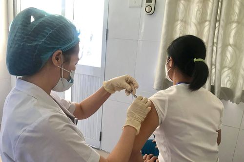 Vắc xin ARCT-154 của Việt Nam thử nghiệm giai đoạn 2 và 3a trên 1.000 người