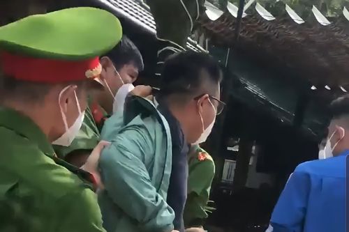 Bình Dương: Công an thông tin về vụ xô xát tại điểm tiêm vaccine