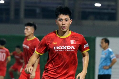 Đình Trọng và Thành Chung báo tin vui, Văn Thanh khiến thầy Park lo lắng