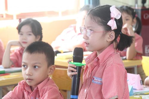 Hải Phòng: Giáo viên linh hoạt, học trò trải nghiệm thực tế qua tiết học Toán