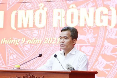 Tạo điều kiện để người dân, doanh nghiệp phát triển sản xuất kinh doanh (*)