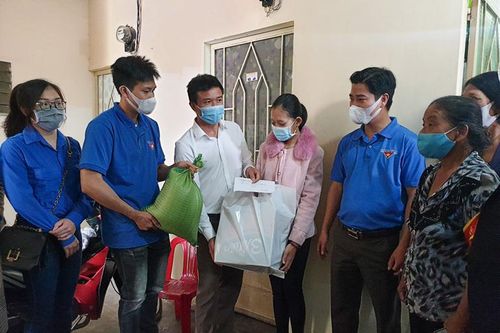 Đoàn Khối Các cơ quan tỉnh ra quân Ngày thứ Bảy tình nguyện và Ngày Chủ nhật xanh