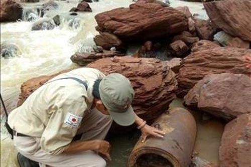 Quảng Bình: Di dời an toàn quả bom 'khủng' nặng hơn 3,3 tạ ở vùng biên giới