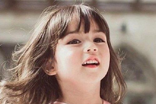 Ngẩn ngơ với nhan sắc 'tiểu mỹ nhân đẹp nhất Thái Lan'