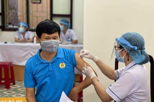 Quảng Trị tổ chức tuần cao điểm tiêm vaccine từ ngày 11-17/10