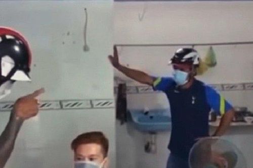 Đề nghị xử phạt nhóm tát người khác 'vì xúc phạm ca sĩ Phi Nhung'