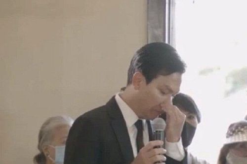 Clip: Lời chia sẻ khiến nhiều người bật khóc của Mạnh Quỳnh trong tang lễ ca sĩ Phi Nhung