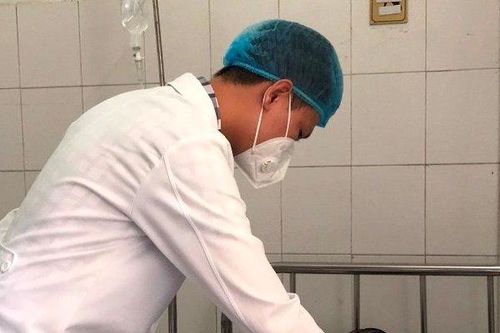 Cứu sống bệnh nhân vỡ phình động mạch vị tá tràng hiếm gặp nguy kịch