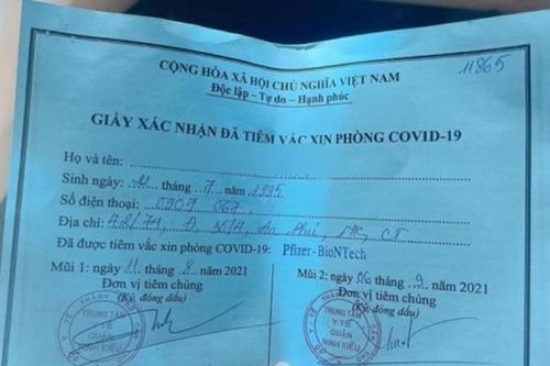 Cảnh cáo cán bộ phường trong vụ cô gái khoe được tiêm nhờ xin ông anh