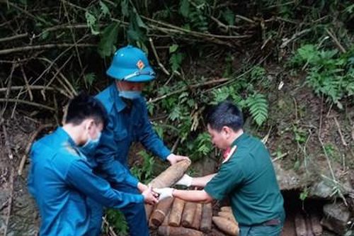 Ban CHQS TP Điện Biên Phủ hủy các vật liệu nổ sót lại trong chiến tranh