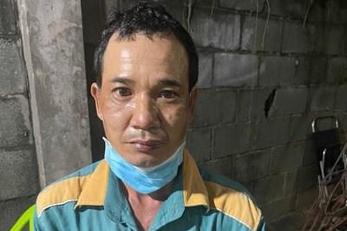 Nhân viên giao hàng nảy lòng tham 'ẵm' 2 điện thoại Iphone