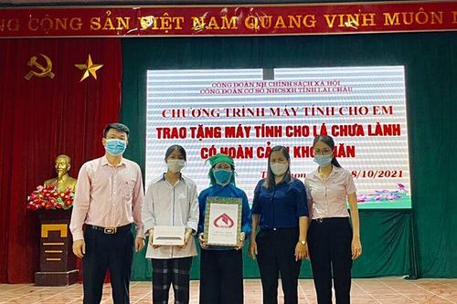 Phòng, chống Virus Corona (2019-nCoV) | Xã Hội | Tấm lòng vàng | Xã Hội TRUYỀN HÌNH INTERNET Lai Châu qua ảnh