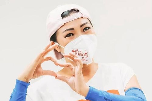 Nhắn nhủ 'showbiz Việt chuẩn bị tinh thần', Phương Thanh bị 'réo' tên khắp mạng xã hội