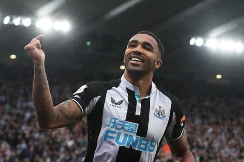 18 CLB Premier League chống lại Newcastle