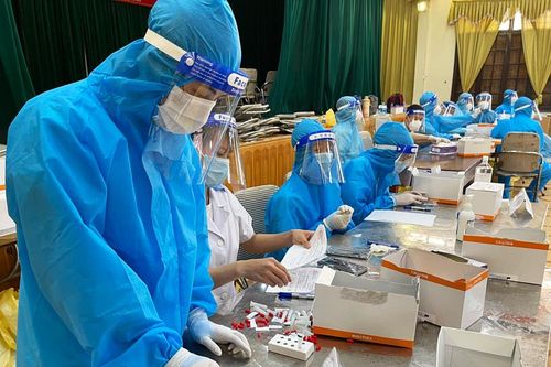 Hà Nội phát hiện 10 ca nhiễm mới, trong đó 2 ca cộng đồng