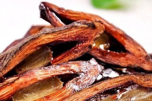Kẹo cau Trung Quốc khiến giá cau tại Việt Nam tăng cao